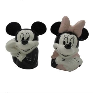 🩷🖤🤍Disney Mickey and Minnie Salt & Pepper Shakers🩷🖤🤍